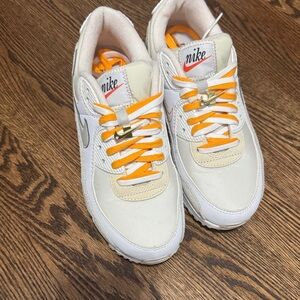 Nike Air Max - White and Orange